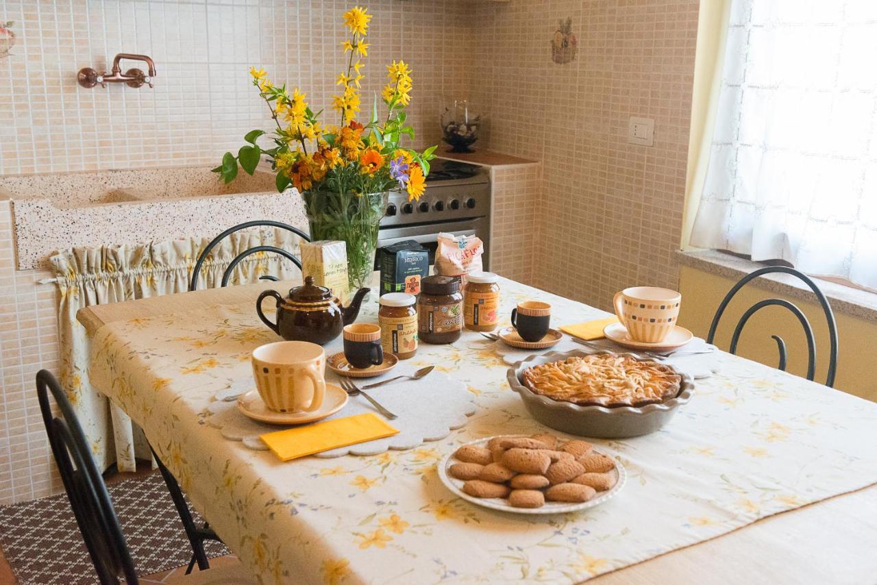 Domus Amica Bed and Breakfast Lu (Piedmont) Esterno foto